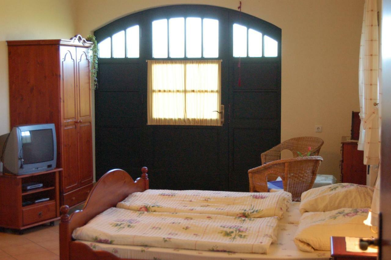 Heu-Ferienhof Altkamp Putbus Ngoại thất bức ảnh